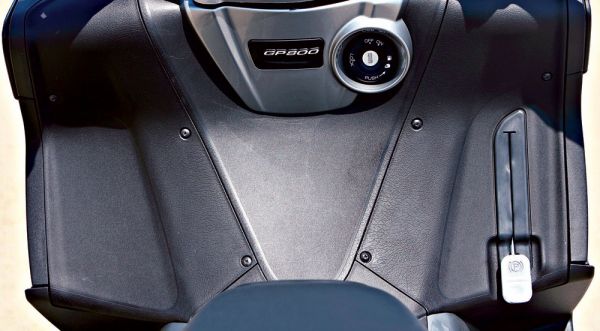 gilera_gp_800_4