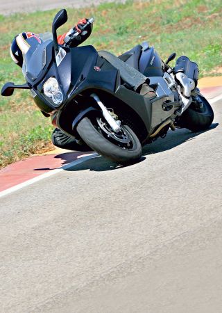 gilera_gp_800_7