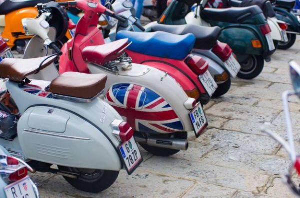 Vespe "okupirale" Biograd: VESPA WORLD DAYS 2015 