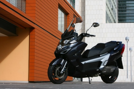 kymco_myroad_700 kymco_myroad_700